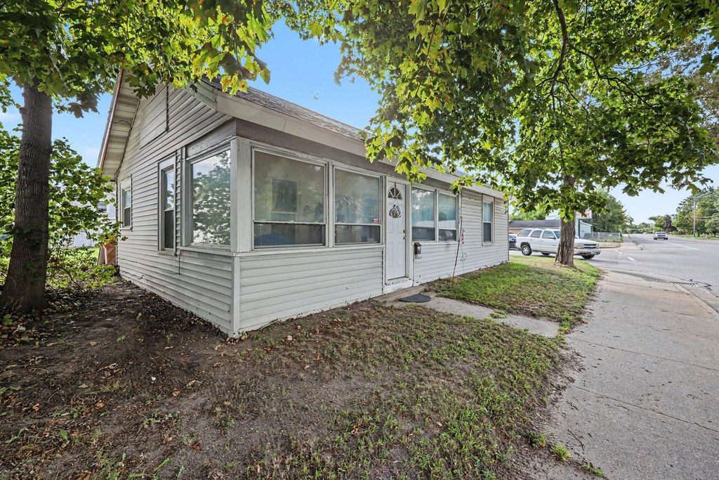 807 Colburn Avenue, Big Rapids city