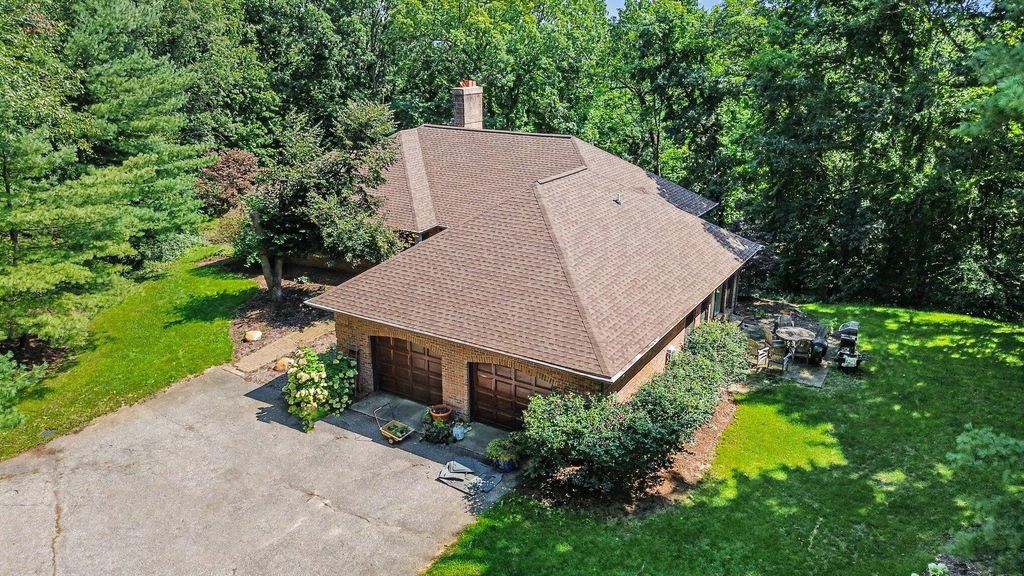 5075 Spring Ridge Drive Ne, Ada