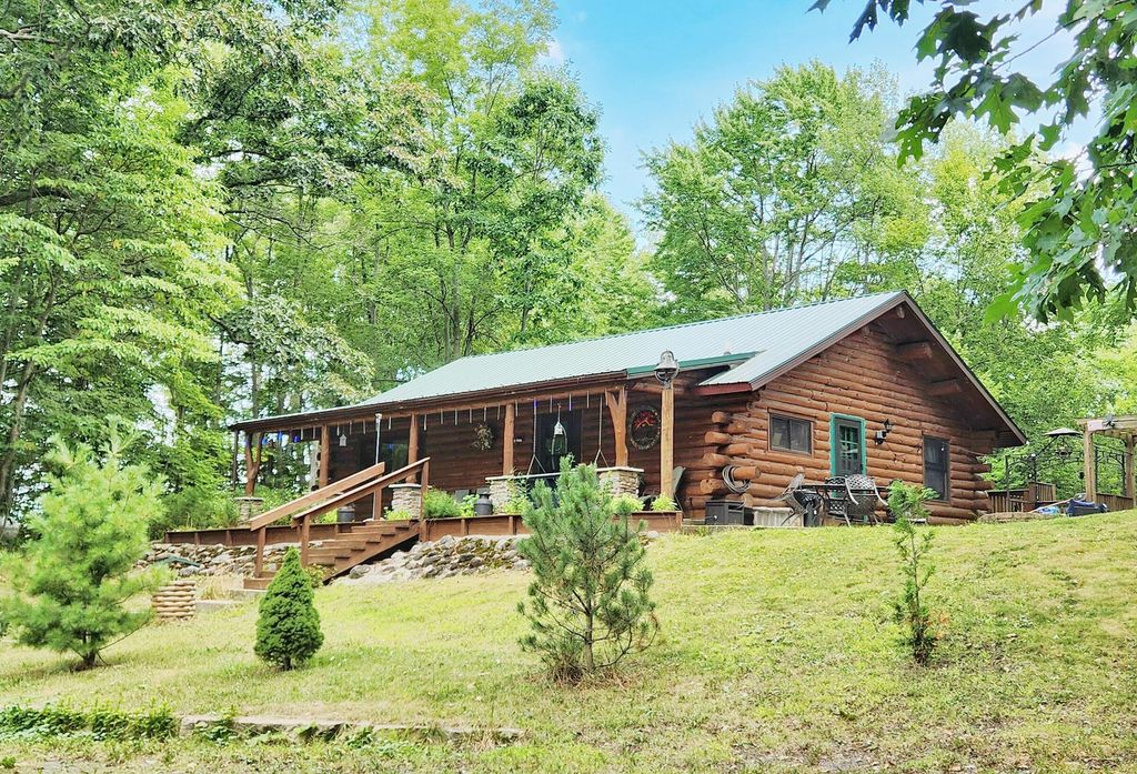 9557 E Anthony Road, Branch