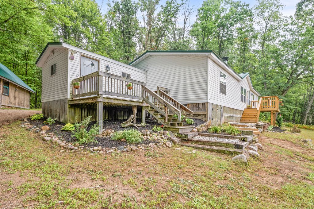 5784 E 24th Street, Cherry Valley township