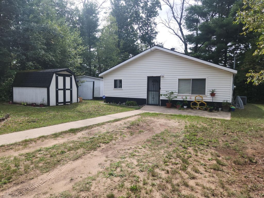6203 S Gold Drive, Yates township