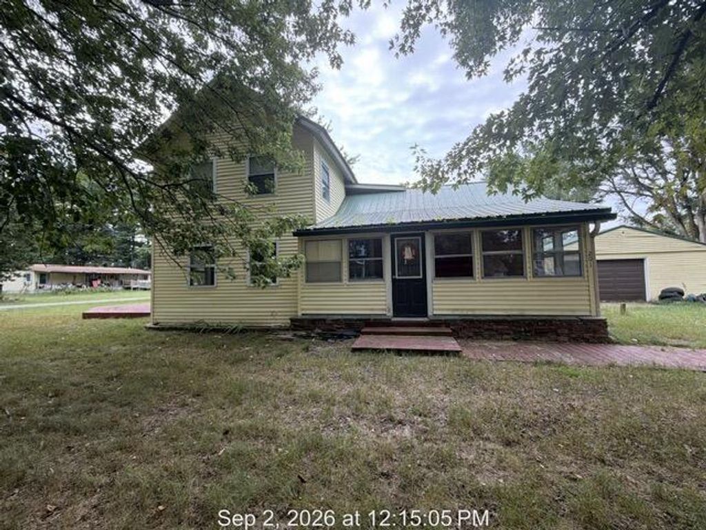 201 Birch Street, Luther village