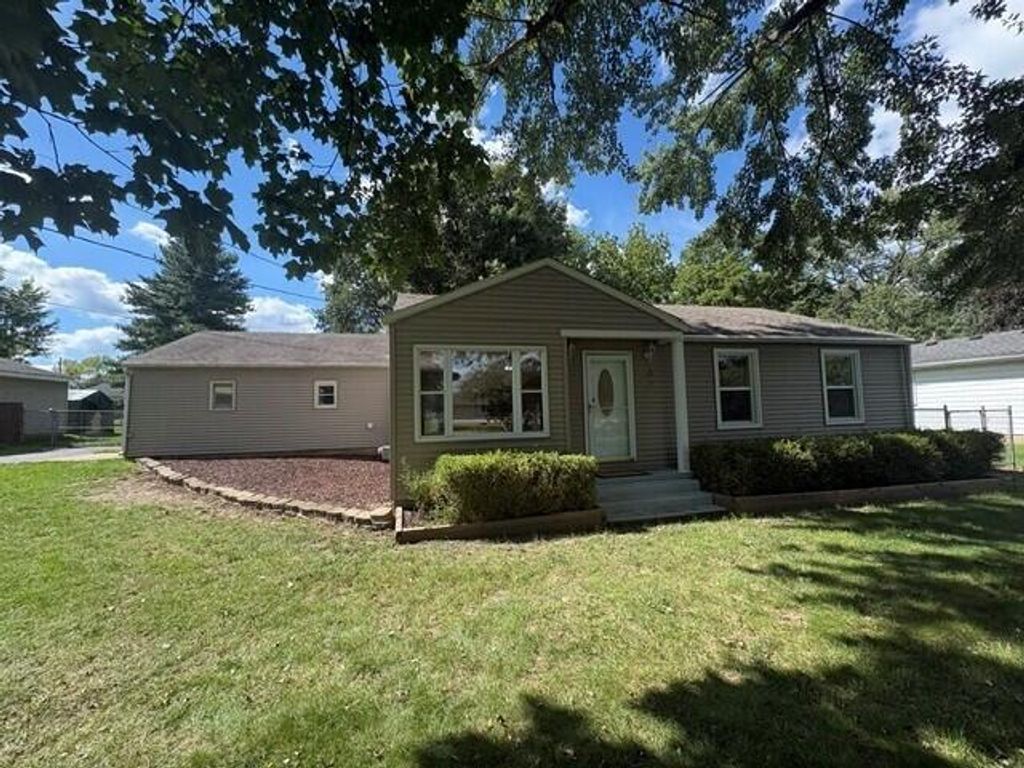 5910 Orchard Court, Lansing