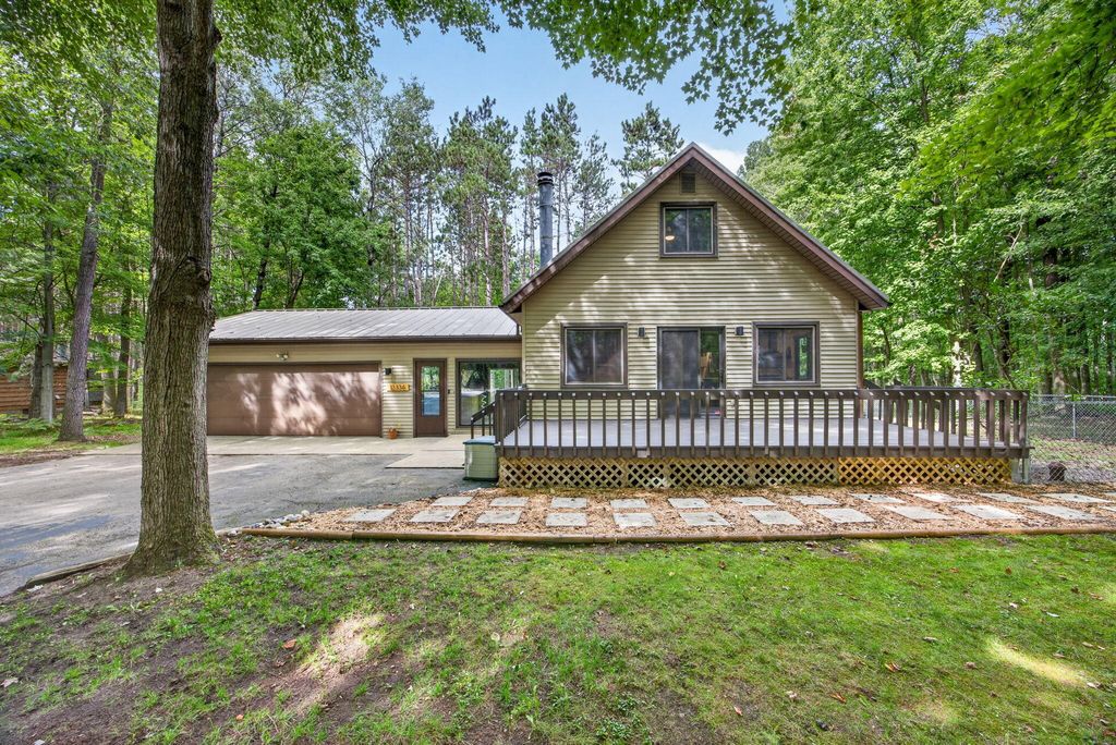 12336 Lone Wolf Drive, Canadian Lakes