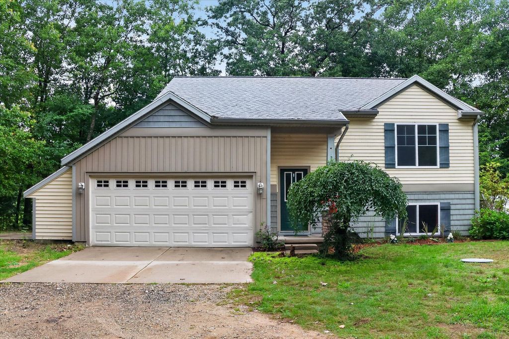 21784 Center Drive, Pierson