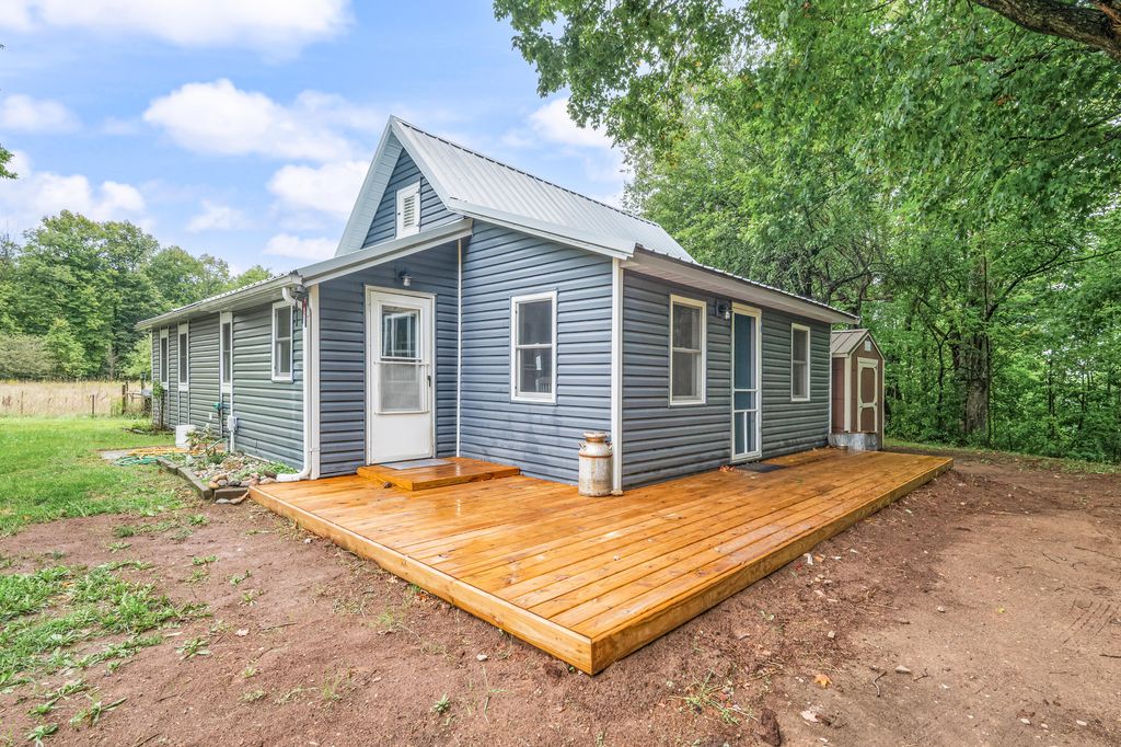 20881 160th Avenue, Big Rapids