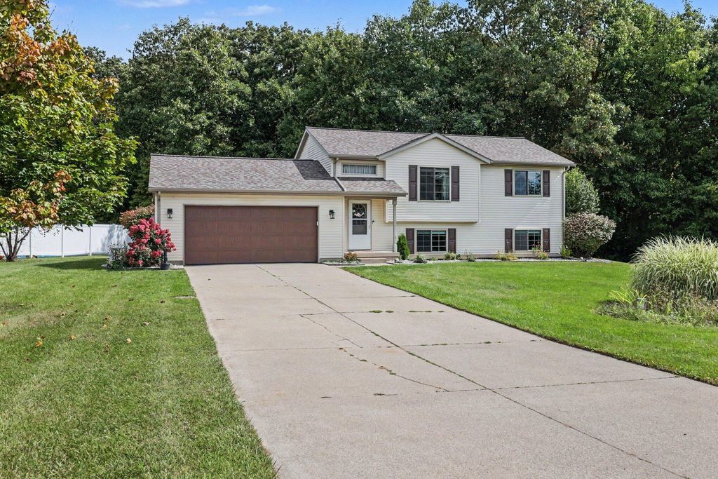 7423 High Timber Drive, Greenville