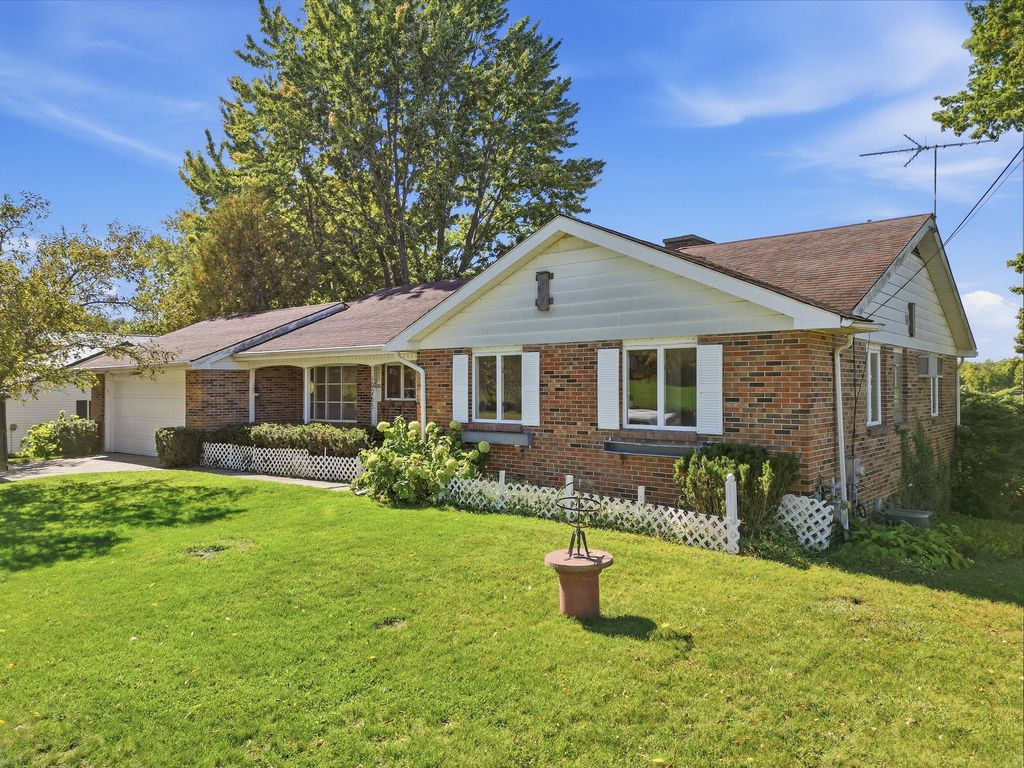 10265 Collard Drive, Lakeview