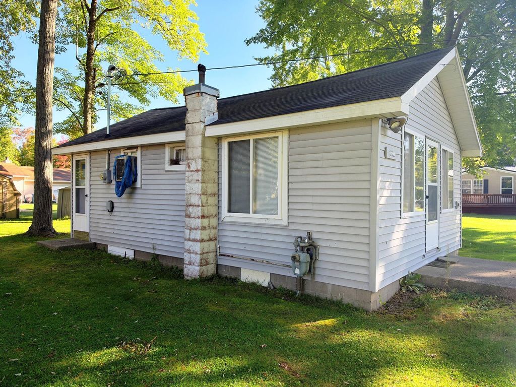 12352 E Houghton Lake Drive, Houghton Lake