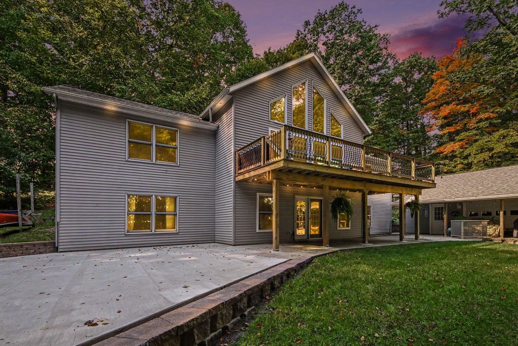 1385 W Shady Drive, Newaygo