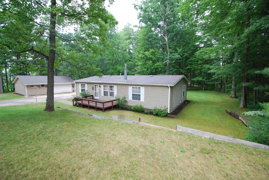 2310 Oak Trail #2, Foster township