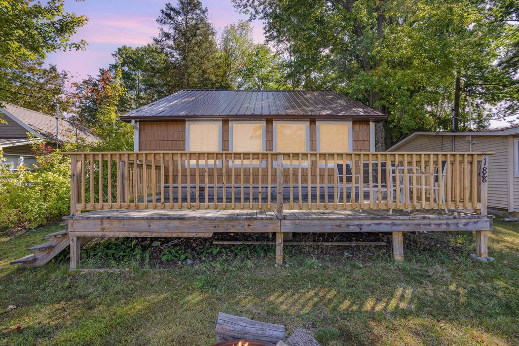 188 Campbell, Hill township