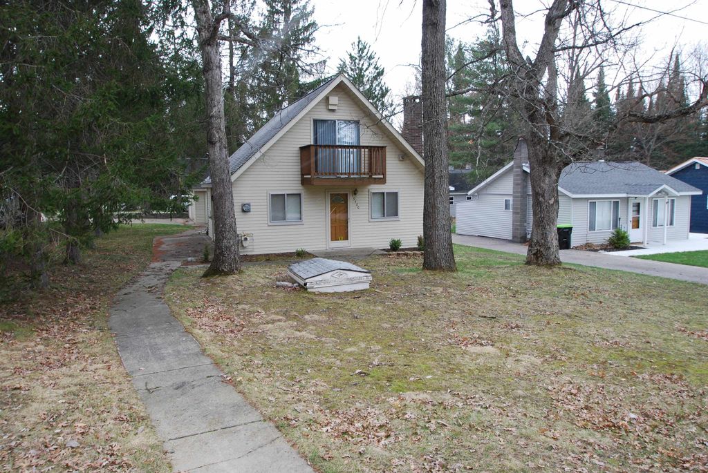 9406 Van Buren St, Richfield township