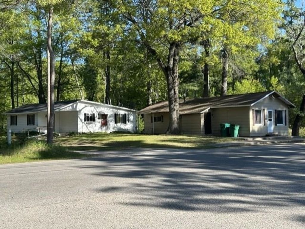 481 Baldwin Resort Rd, Baldwin township