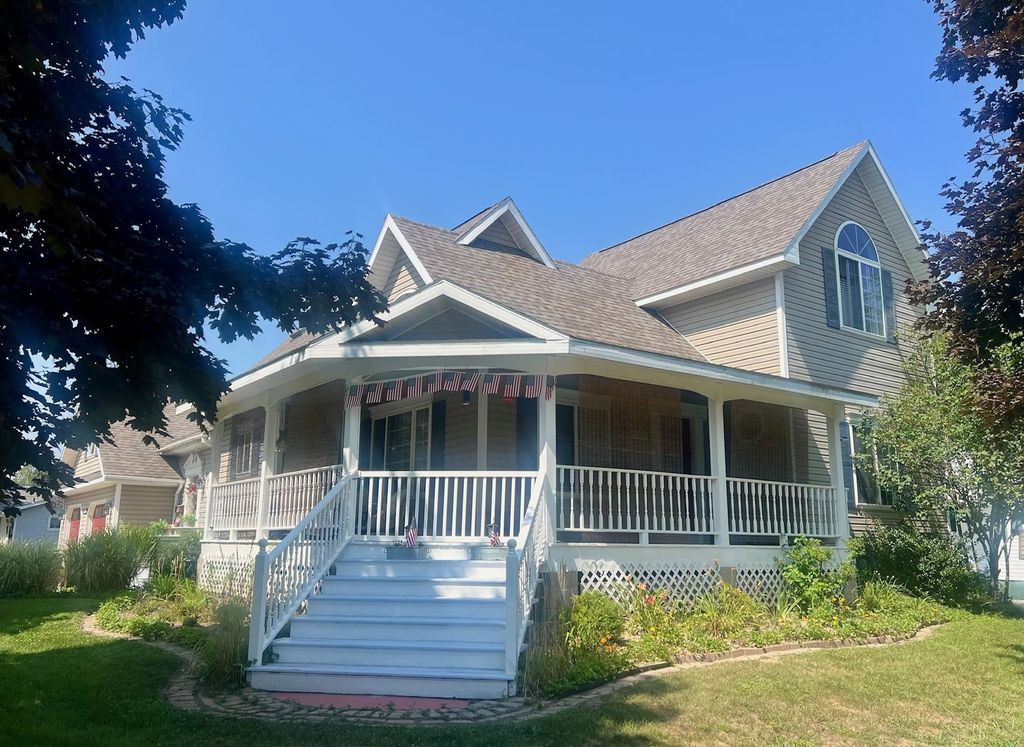 200 W Franklin, Unknown City