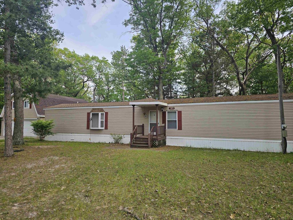 3815 Jay, Grant township