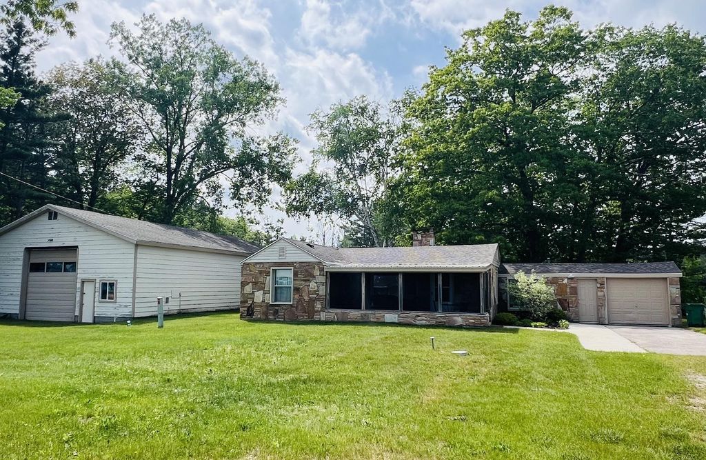 3325 N Us-23 N, Oscoda charter township