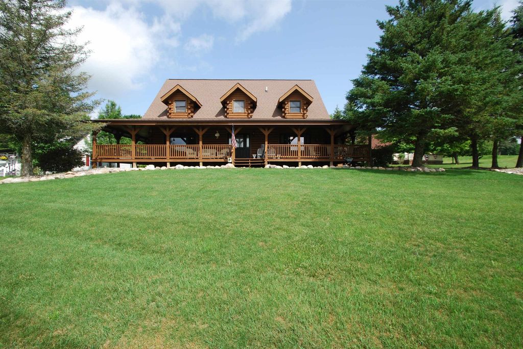 5592 Linksview, Butman township