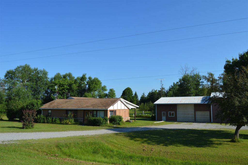 7310 W M-72, Alcona township