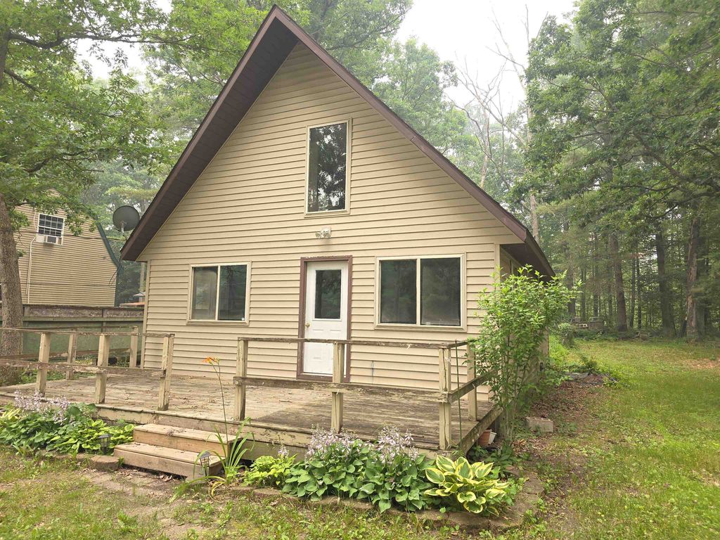 3185 Allen, Plainfield township