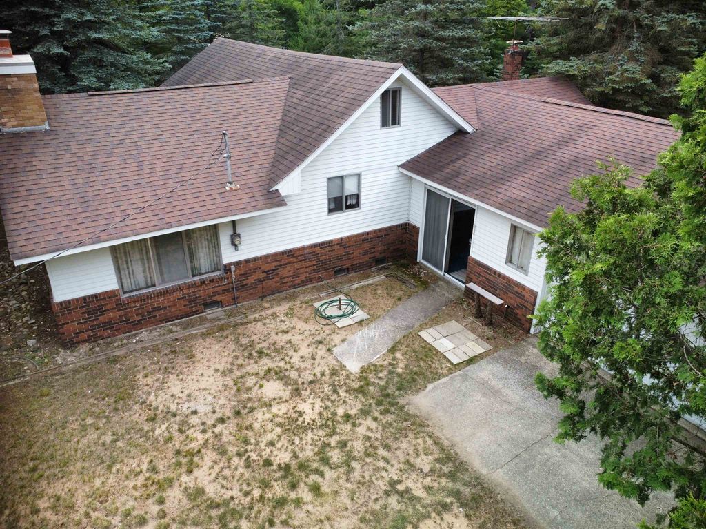 1908 Sanderson, Mills township