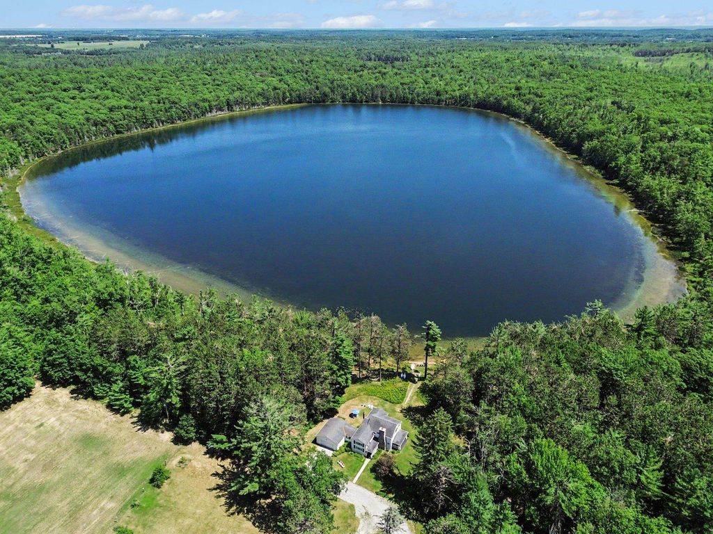 3241 E Trask Lake, Haynes township