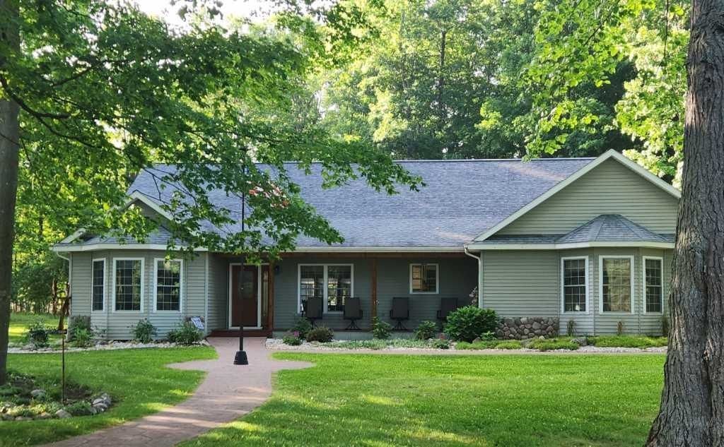3250 Juniper, Surrey township