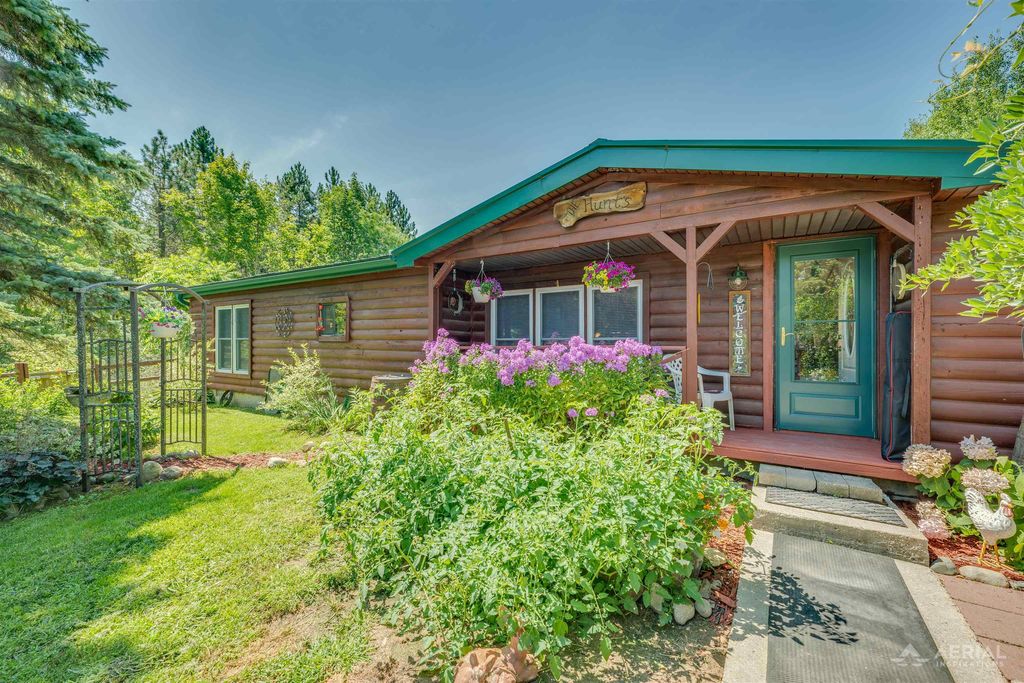 4917 Deckerville, Rose township