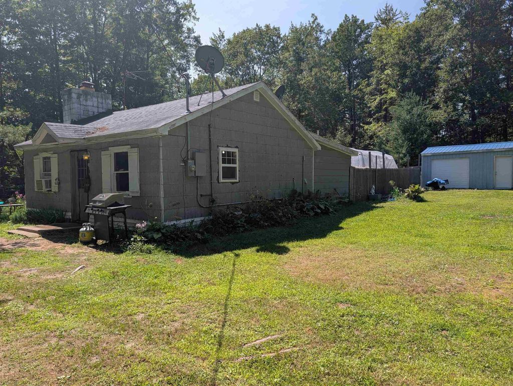 5722 S Cranberry Lake, Richland township