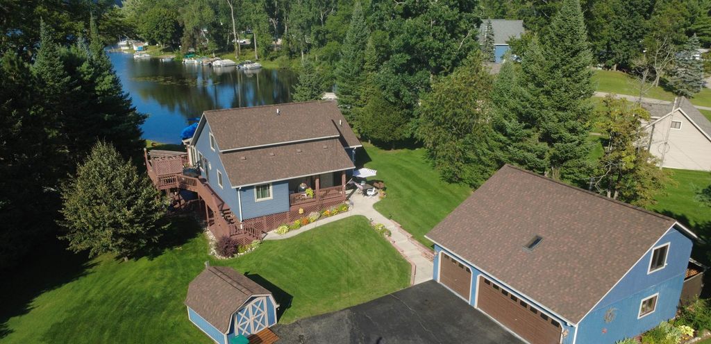 1819 Indianwood Trl, Mills township