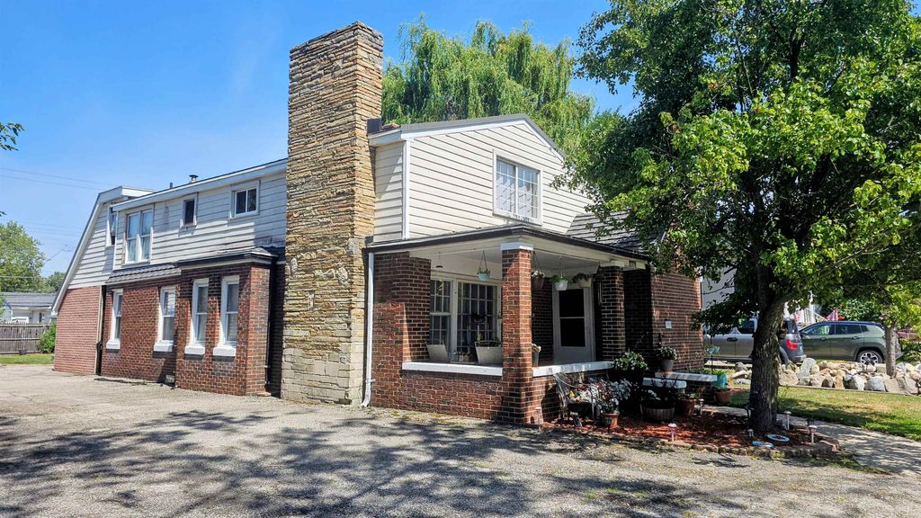 22929 Furton St, Macomb township