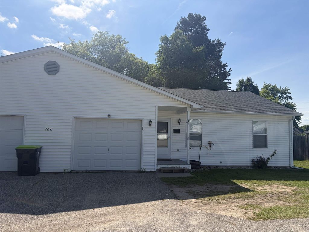 260 N Burgess, West Branch township