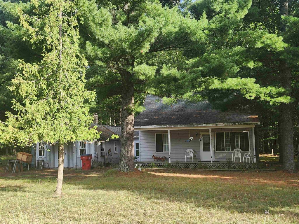 5124 Carpenter, Tawas City