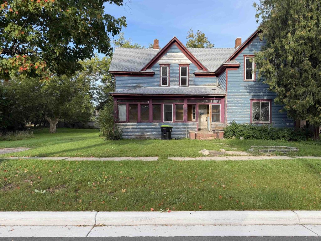 243 N Burgess, West Branch