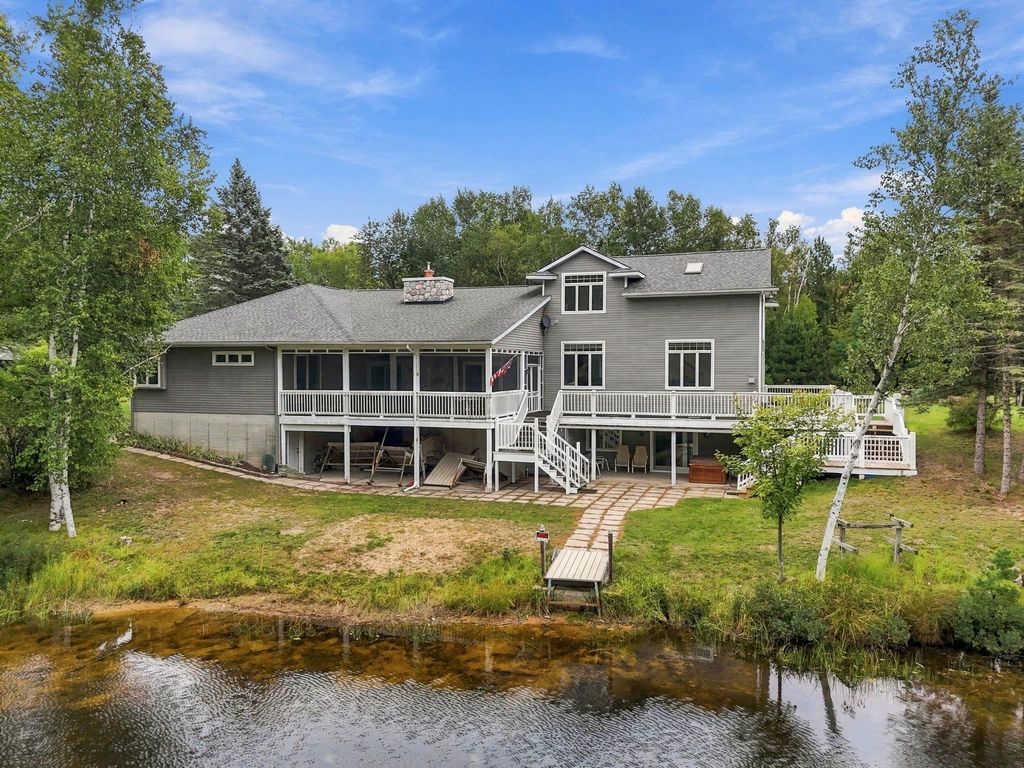 145 Waldenwood, Prudenville