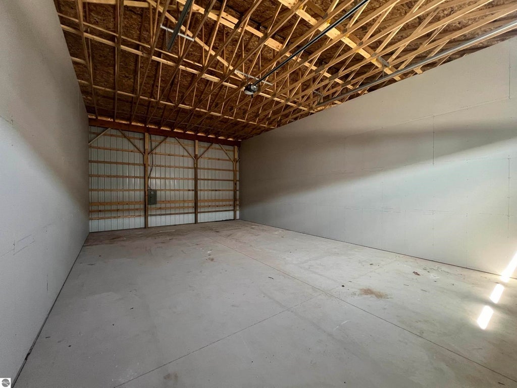 6819 S M-37, Mayfield township