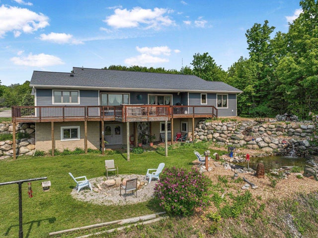 11660 Indian Rd, Milton township