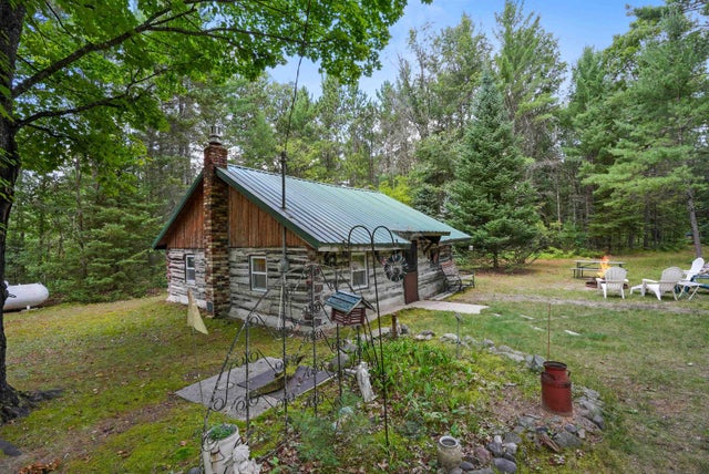 11555 Glossinger Rd, Fife Lake township