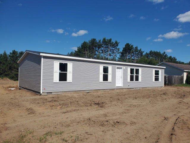 8916 Nw Valley, Clearwater township