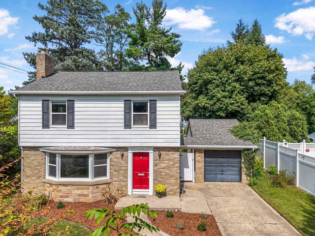 628 Sixth St, Traverse City city