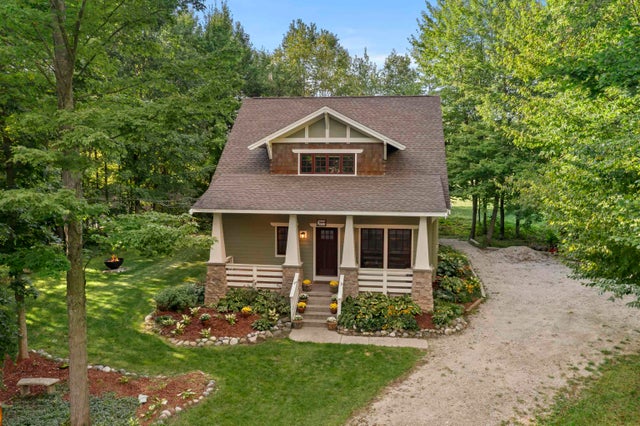7944 Manitou, Weldon township