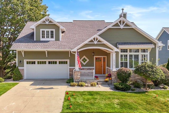 10519 Camrose, Traverse City city