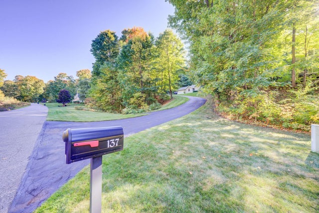 137 Wooded Valley, Garfield charter township