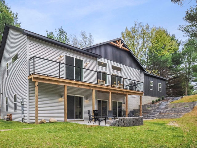 9931 Cushman Ct, Whitewater township