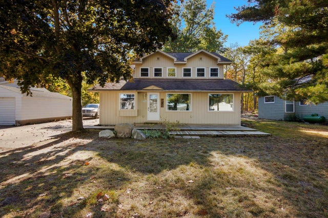 6531 Bixler, Benzonia township