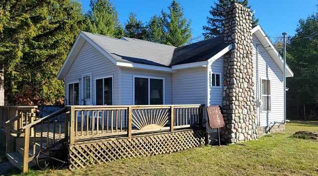 8521 Lovells, Lovells township