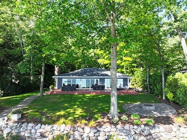 6641 Timber Lake, Elk Rapids township