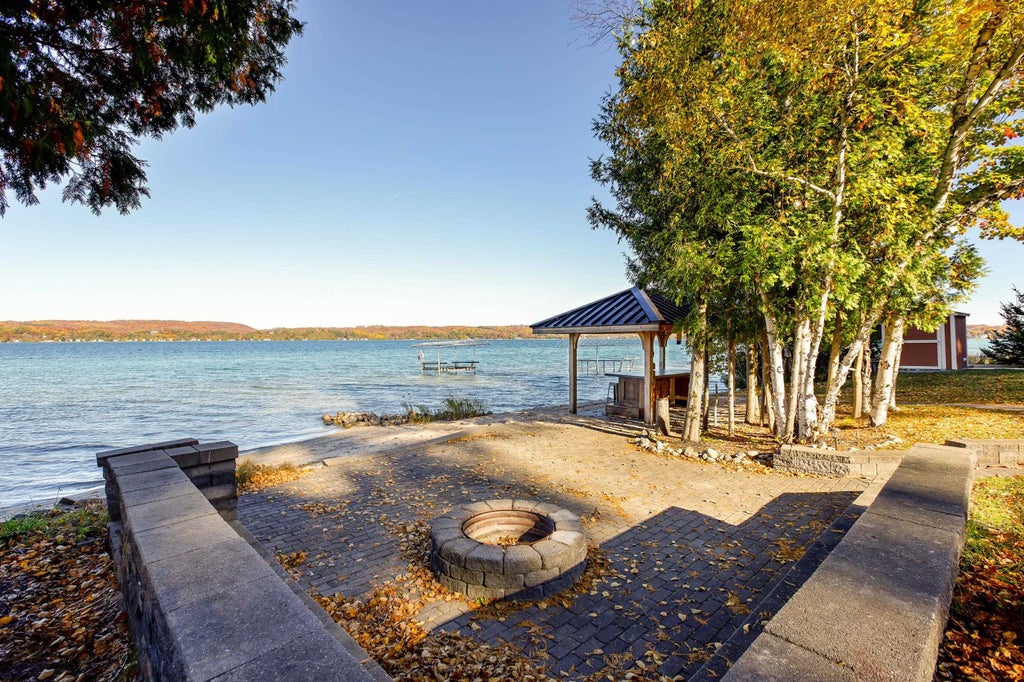 6019 Crystal, Benzonia township