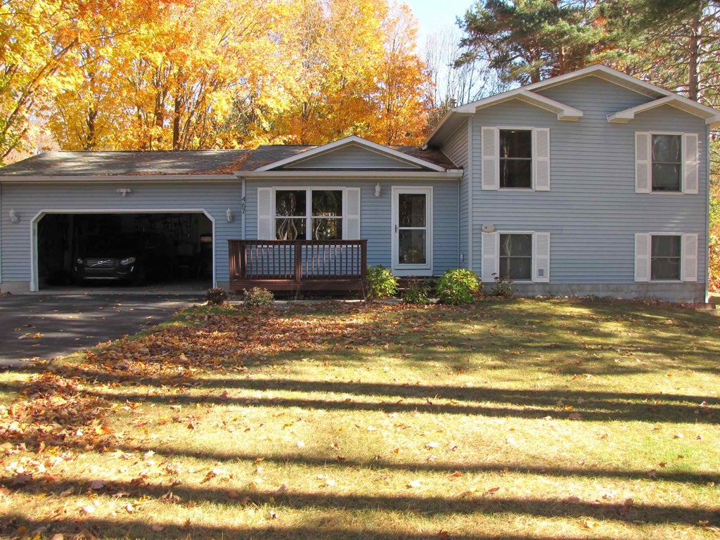 467 Eden, Paradise township