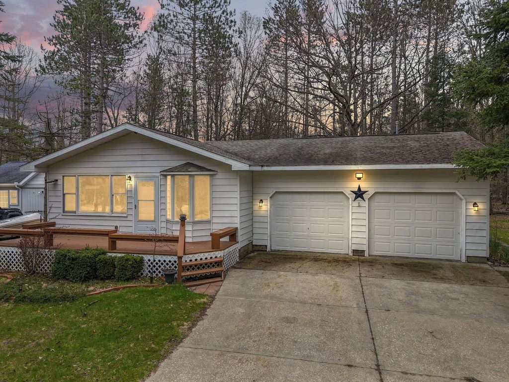 209 Linwood, Denton township